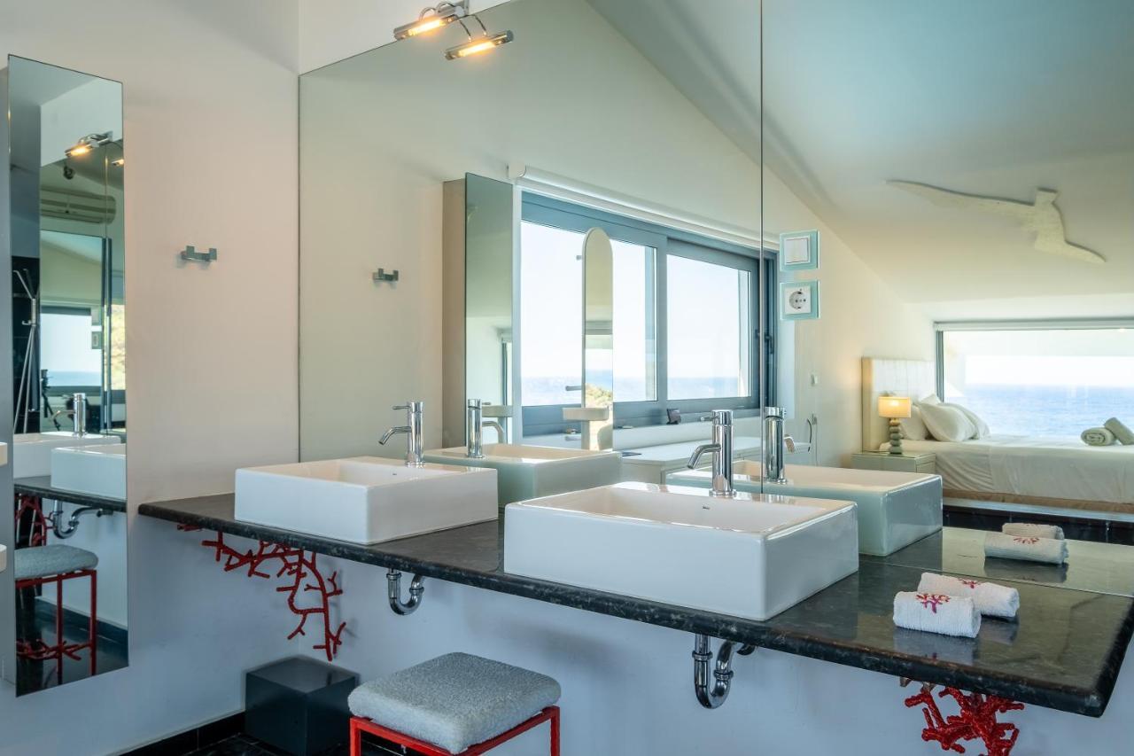 Icarus Luxury Beachfront Villa Gialiskari  Ngoại thất bức ảnh