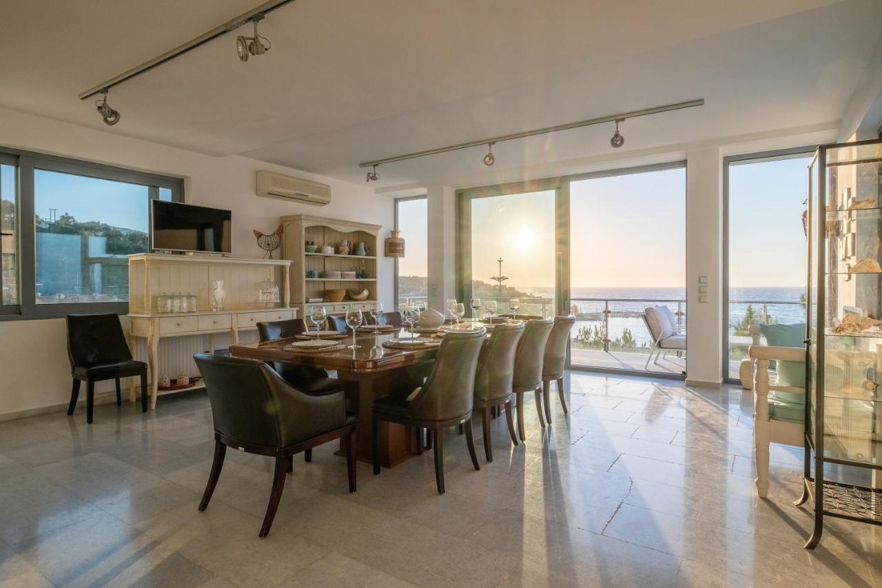 Icarus Luxury Beachfront Villa Gialiskari  Ngoại thất bức ảnh
