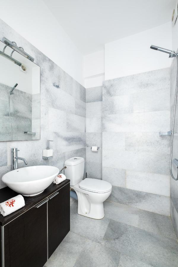 Icarus Luxury Beachfront Villa Gialiskari  Ngoại thất bức ảnh
