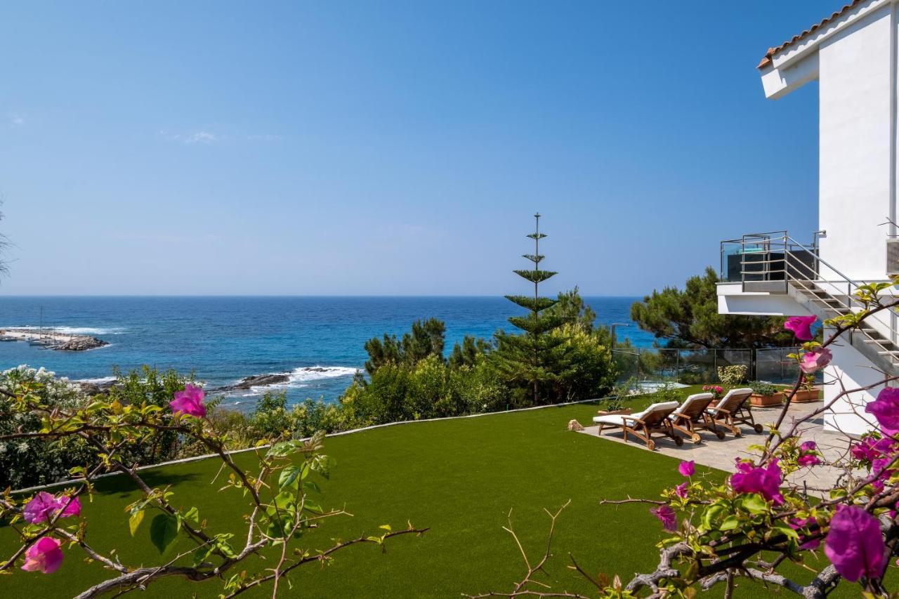 Icarus Luxury Beachfront Villa Gialiskari  Ngoại thất bức ảnh